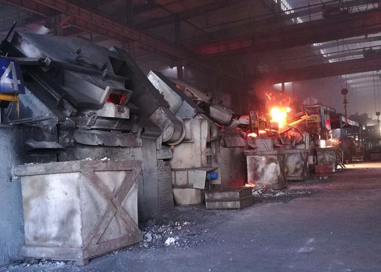 如何提高酸性中頻爐爐襯壽命？